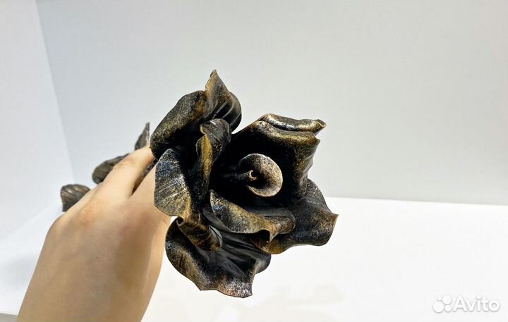 Кованая роза