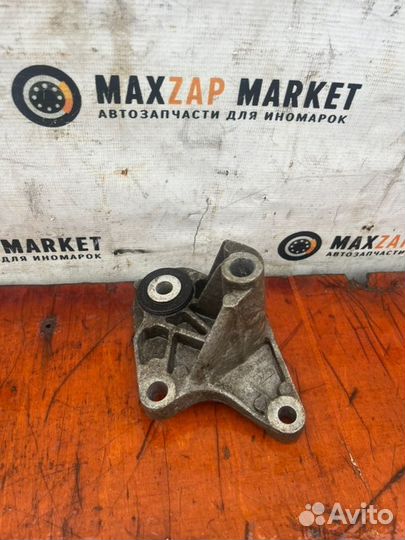 Кронштейн кпп Ford Focus 3 2011-2019