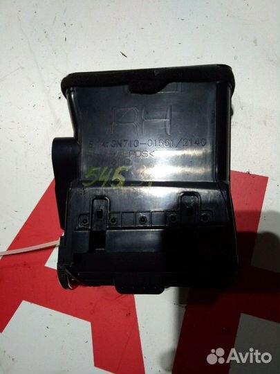 Дефлектор воздушный правый Toyota Camry 50