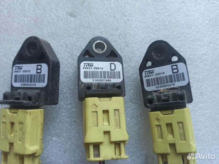 Датчик Air Bag Toyota Corolla verso