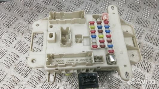 Блок комфорта toyota RAV 4 ZCA2 (6AR10M301)