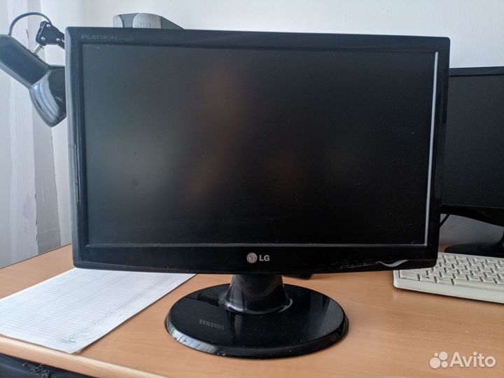 Монитор LG Flatron