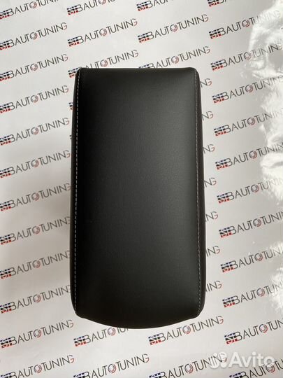 Бар (подлокотник) из экокожи для Renault Duster