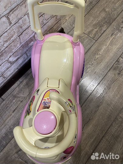 Машинка-каталка толокар