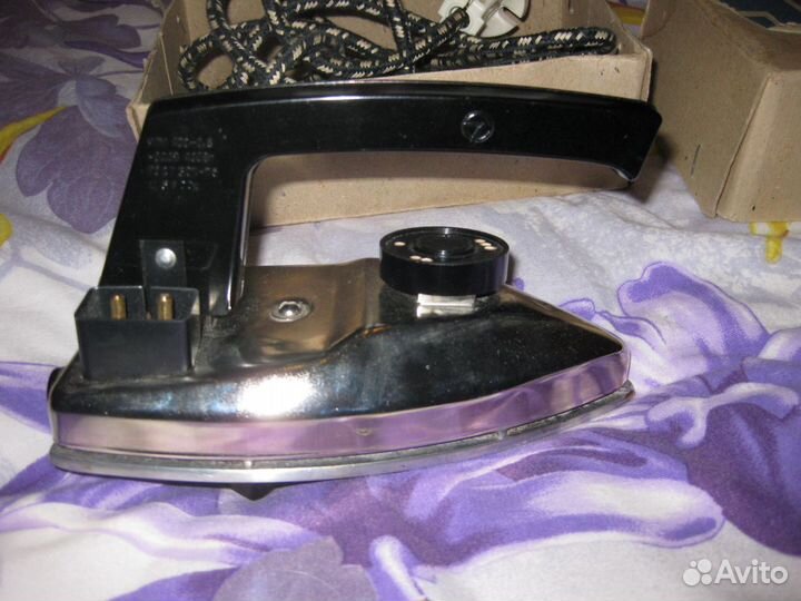 Утюг дорожный малогабаритный