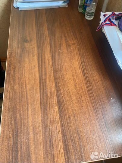 Учебный стол