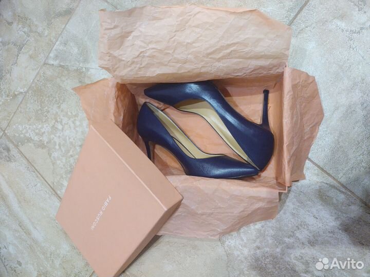 Туфли женские Fabio rusconi 37,5 новые