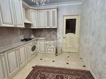 2-к. квартира, 65 м², 8/13 эт.