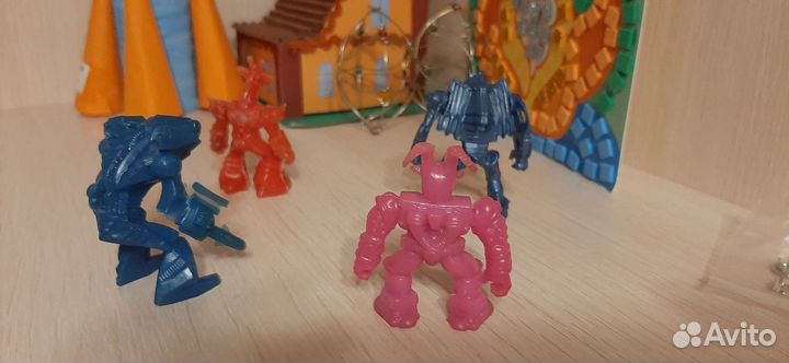 Робозвери из 90 х смотрите фото