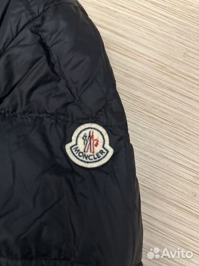 Пуховик женский Moncler