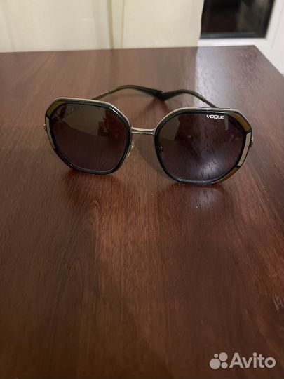 Очки vogue