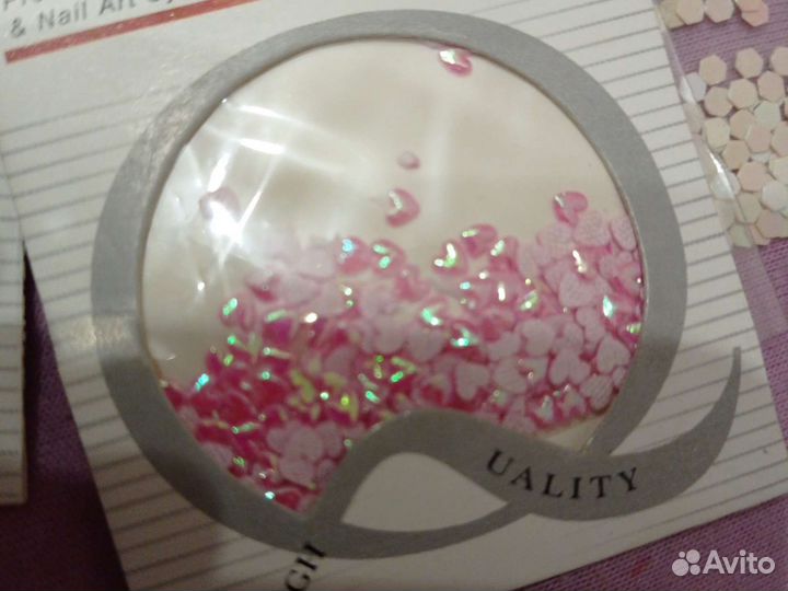 Блестки, украшения для ногтей