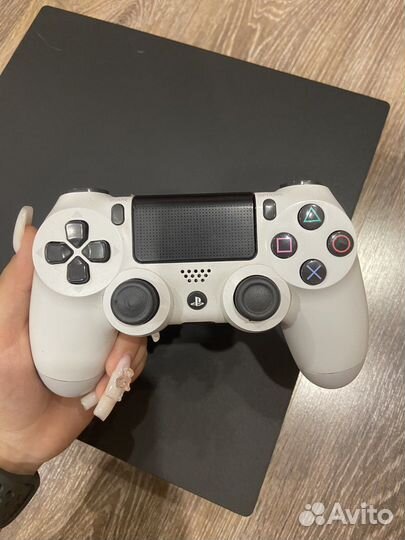 Sony playstation 4 pro 1tb