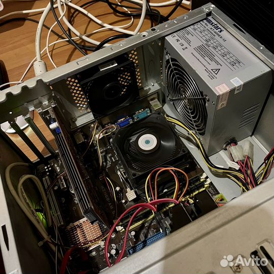 Материнская плата M2N68-AM SE2