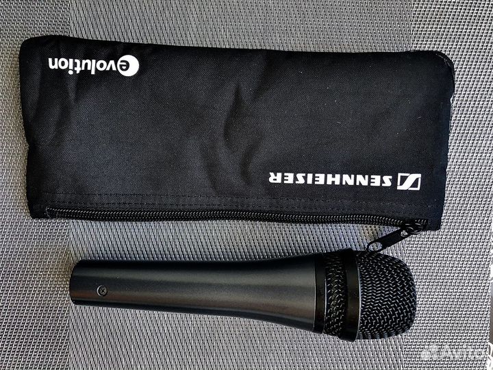 Продам микрофон sennheiser e835S новый Германия