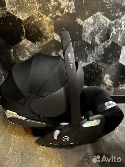 Автокресло Cybex Cloud t i-size plus