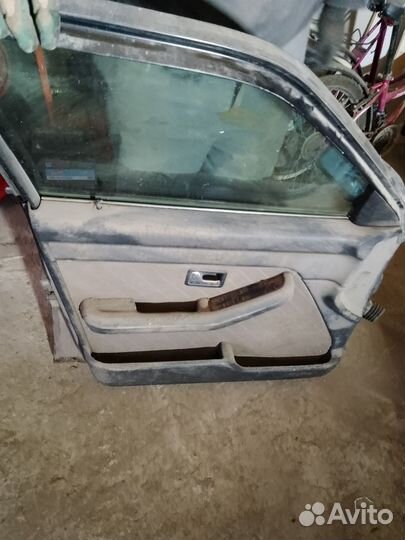 Двери от audi 100