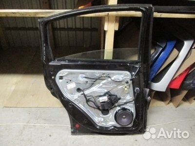 Дверь задняя левая Volkswagen Passat B5 1997-2005