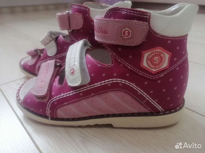 Босоножки для девочки