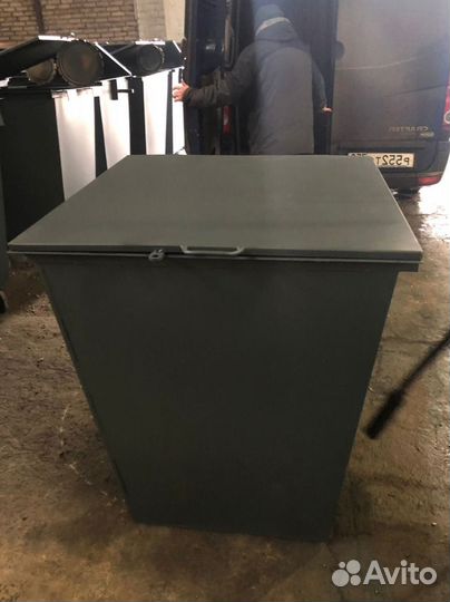 Мусорный бак