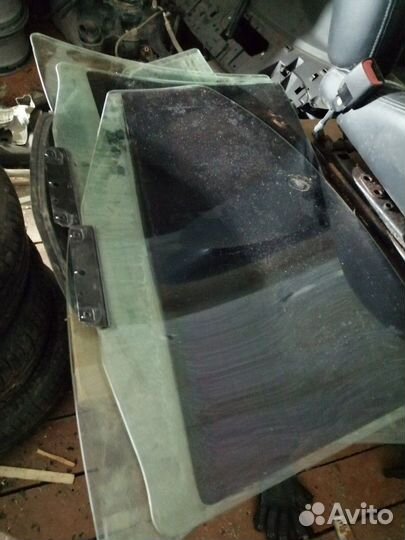 Стекла задних дверей volga saiber крайслер себринг