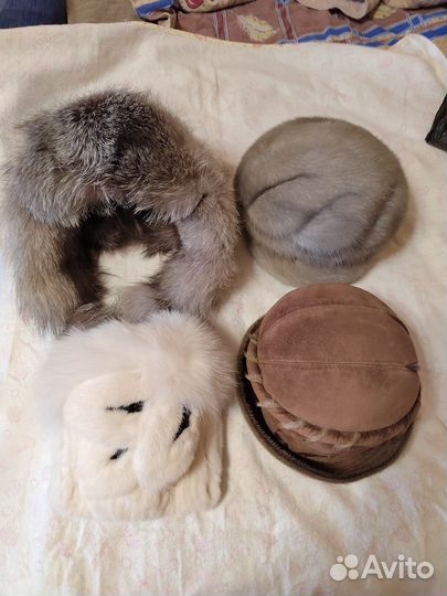 Шапки женские меховые