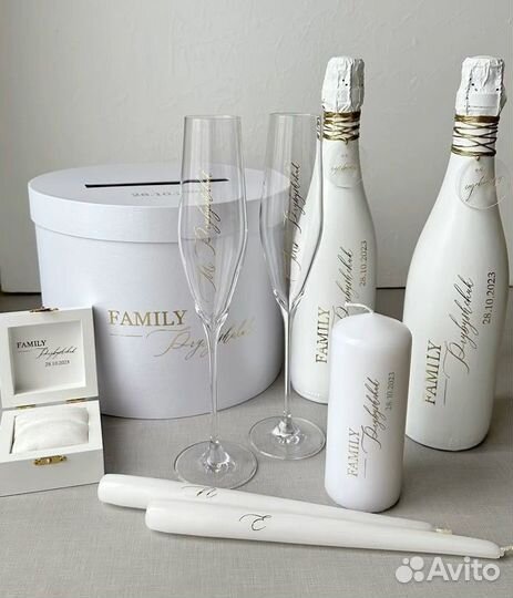 Свадебный декор - шампанское, казна, свечи