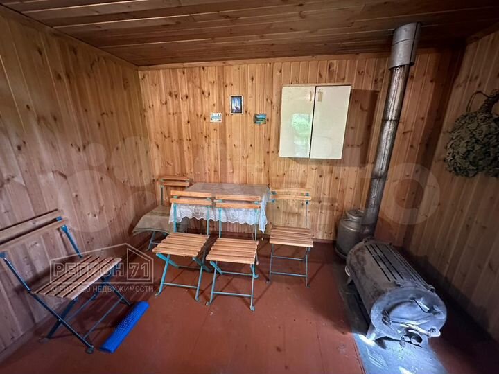 Дом 279 м² на участке 1,3 га