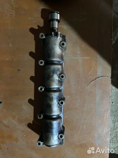 Распедвал иШестерня распредвала (звезда) грм