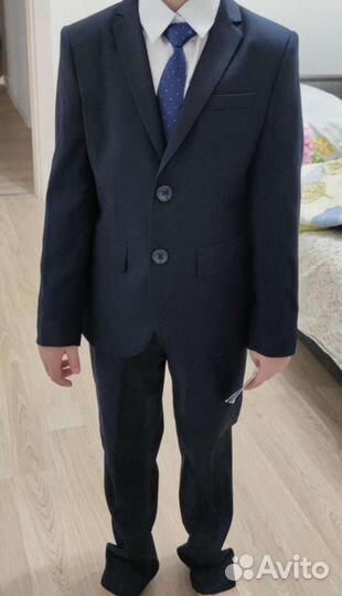 Костюм 140 для худенького мальчика