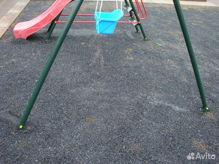 Детские уличные качели и зимняя горка Радуга