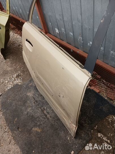 Дверь задняя правая киа Рио 2