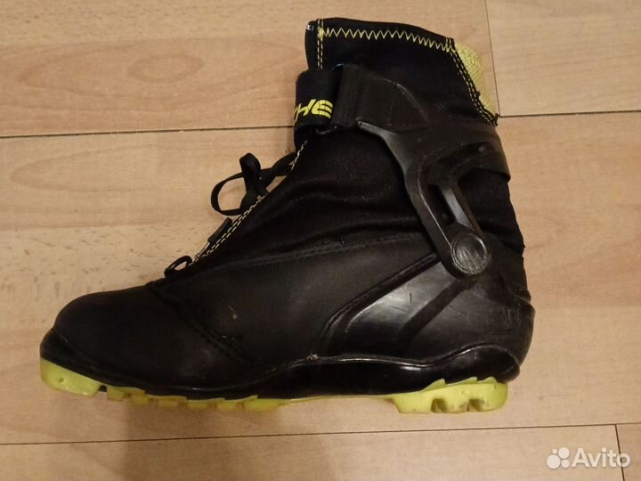 Лыжные ботинки fischer 37 JR combi