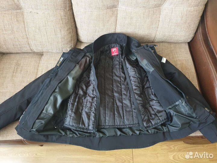 Мотокуртка Ducati