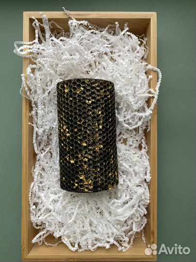 Свеча из вощины черная