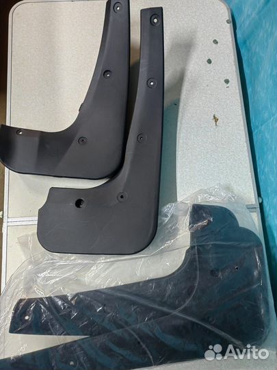 Брызговики BMW X3 E83