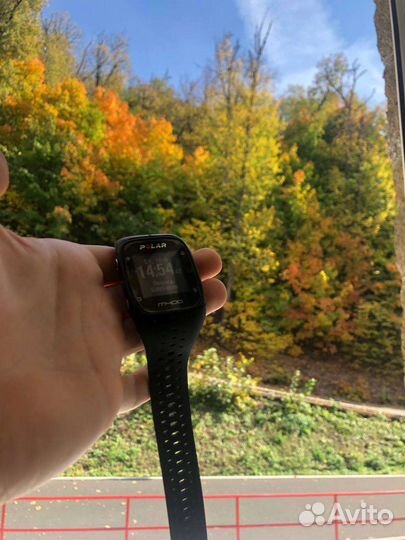 Часы polar m400