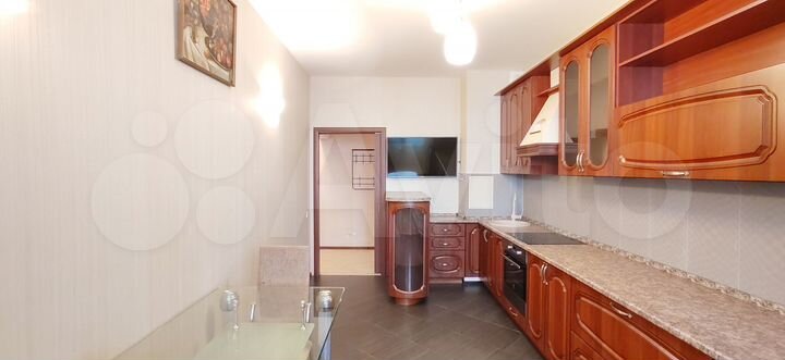 2-к. квартира, 68,5 м², 15/17 эт.