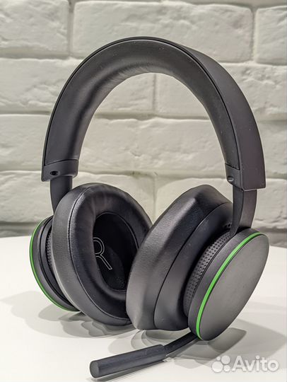 Беспроводные наушники Xbox Wireless Headset