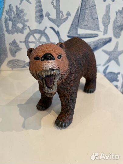 Медведь резиновый, на батарейках, рычит
