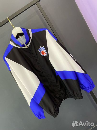 Ветровка мужская