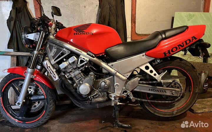 Мотоцикл Honda CB 400 F