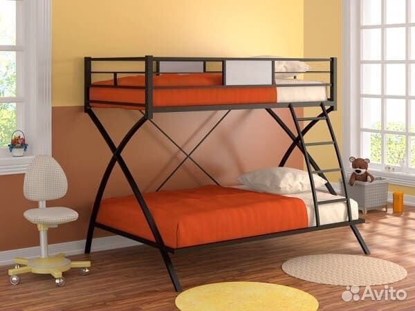 Детская двухъярусная кровать 