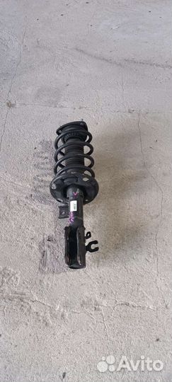 Амортизатор передний правый Mazda 6 gj. Оригинал