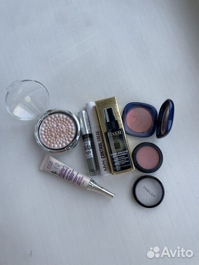 Набор косметики пакетом