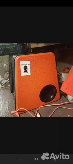 Активный сабвуфер