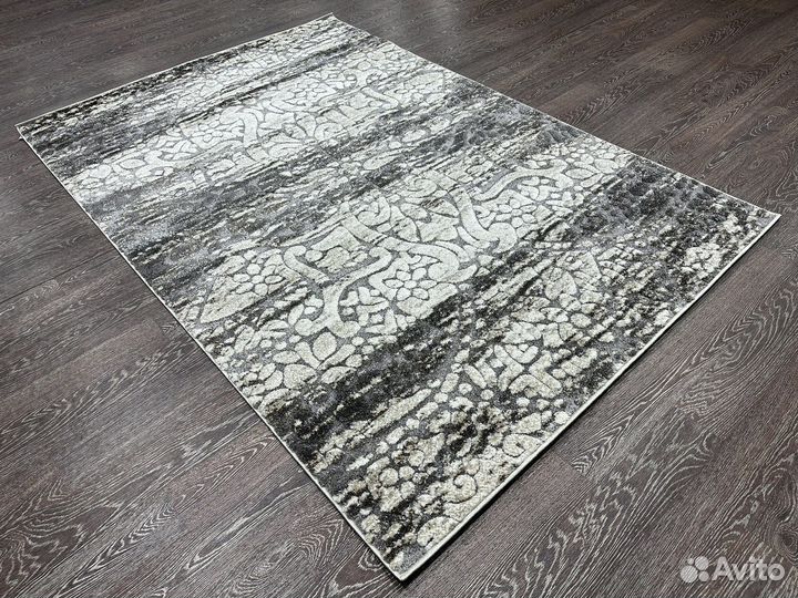 Ковер 1.6х2.3 новый