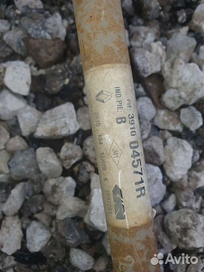 Рено сандеро привод правый