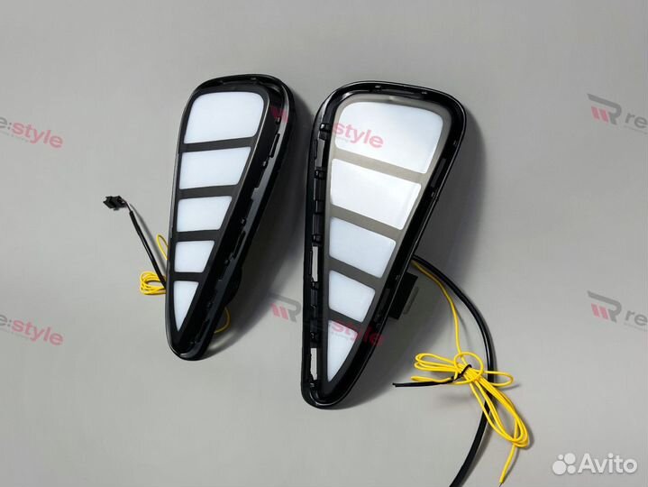 Ходовые огни Toyota Camry 55 14-17г 3 Режима R2687