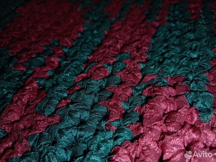 Коврик ручной работы